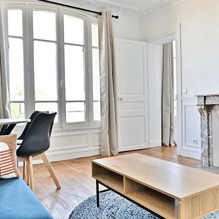 Lumineux - - Ii Apartment Puteaux